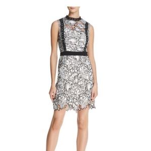 Beautiful Black and white sheath lace dress 👗